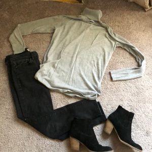 Heather gray turtle neck, with rubbed sleeves